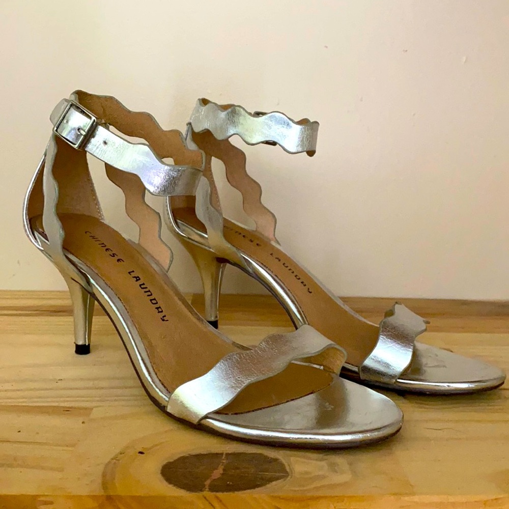 . Silver Chinese Laundry heels size‎ 6.5